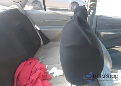 1998 Mercury Tracer Gs z USA, uszkodzony, nr VIN 1MEFM10P7WW624352